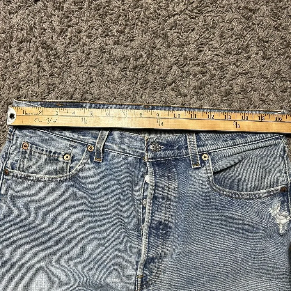 Levi’s 501 XX Light Wash Jeans Made In USA 33X32 Distressed